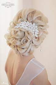 Tendinte Coafuri Nunta 2017 Coafura De Mireasa Sau Nasa Hairstyles De Ocazie Cu Bucle Par L Headband Hairstyles Wedding Haircut Unique Wedding Hairstyles