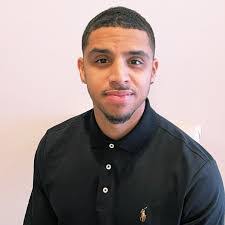 Dawn Snipes's Instagram, Twitter & Facebook