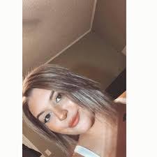 Julia Cheatham's Instagram, Twitter & Facebook