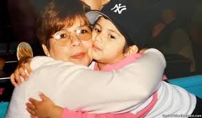 Mi amada hija mayor: Katya Natalia Miranda Jiménez y yo en uno de los  viajes a EEUU para visitar a mi papi, hermanos, primos y demás amada  familia. Video enviado por mi amada sobrina Laura León y que ...