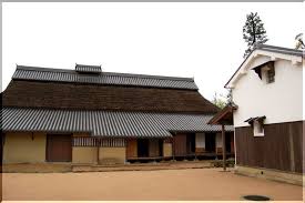 【江戸時代の住まい事情①】江戸時代の暮らしが見えてくる？町人の長屋事情。lifull home's pressは、住宅の最新トレンドや専門家による正しい住宅情報を発信していきます【lifull home's press/ライフルホームズプレス】 æ±Ÿæˆ¸æ™‚ä»£ã®å¤§åº„å±‹ã®æš®ã‚‰ã—ã¶ã‚ŠãŒå²ã¹ã‚‹æ—§ä¸‰æœ¨å®¶ä½å®… ãƒ¡ãƒ¼ãƒ«ãƒžã‚¬ã‚¸ãƒ³ å§«è·¯ãƒ•ã‚£ãƒ«ãƒ ã‚³ãƒŸãƒƒã‚·ãƒ§ãƒ³