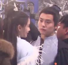 On wednesday (jun 24), the actress updated her. Angelababy Started Work With A Small Sponge How Does A Working Mother Balance Work And Bringing A Baby Inews