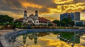 Lawang sewu bila diartikan ke dalam bahasa indonesia memiliki arti seribu pintu. Harga Tiket Masuk Lawang Sewu Jadwaltravel Com
