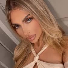 Jamie Huse's Instagram, Twitter & Facebook