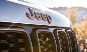 Next Jeep Grand Cherokee Coming In 2021 Three Row Jeep At End Of 2020 Jeep Grand Cherokee New Grand Cherokee Jeep