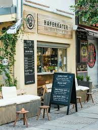 Pin By Guisela Alvarez On Aroma A Cafe Berlin Food Vegan Cafe Coffee Shop Design