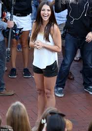 Andi Dorfman And Suitors Invade Boyz Ii Men Concert On Bachelorette Fashion Boyz Ii Men Andi Dorfman