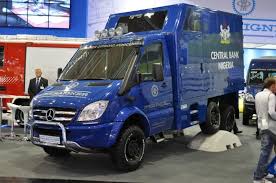 Toon Onderwerp Oberaigner Offroad Vehicles Expeditie Voertuig Busjes 4x4