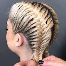Hollandische Zopffrisuren Fur Langes Haar Wenn Sie Eine Tolle Geflochtene Frisur Suchen Dann Ist Die Hol Dutch Braid Frisuren Geflochtene Frisuren Lange Haare