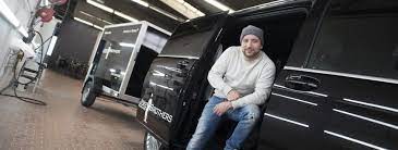 An diesem abend bleibt kein auge trocken. Horvath Unterwegs Christopher Seiler Und Sein Alter Ego Sind Auf Tour