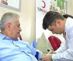 Bakan binali yıldırım'ın gemicilik ile uğraşan oğlu erkan yıldırım, singapur'da casinoda rulet oynarken görüntülendi. Binali Yildirim Kizilay I Yakinlarina Tahsis Etti Zaman Avustralya