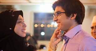 Lahir 6 disember 1992) merupakan ahli politik malaysia dan bekas menteri belia dan sukan malaysia. Terkini Syed Saddiq Menteri Belia Dan Sukan Yang Baharu