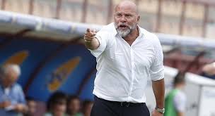 Quand et où serse cosmi est né? Serse Cosmi E Il Nuovo Allenatore Del Crotone Contropiede Azzurro