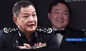 Pegawai polis yang memerintah seluruh pasukan polis; Ketua Polis Negara Tak Berjaya Kesan Dan Tangkap Jho Low Lagi Tun Carlos