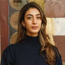 And with that, my second degree at Warwick is done! 🎓 Doing my MA has  always been a big personal goal, and graduating today reminded me of how  much I enjoyed my