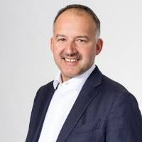 20+ Profile mit dem Suchbegriff „Bigger“