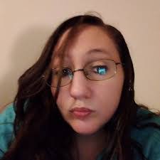 Andrea Pyles's Instagram, Twitter & Facebook