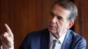 Abel Caballero: «Yo no culpo a nadie, pero lo que se hundió en O Marisquiño  es un muelle del Puerto»