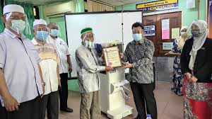 It was formerly known as lembaga urusan dan tabung haji (luth). Che Abdullah Mat Nawi Dcl On Twitter Jemputan Untuk Menyempurnakan Penyerahan Sumbangan Mesin Hemodialisis Kepada Hospital Tumpat Daripada Perniagaan Talak Setia Sdn Bhd Dengan Kerjasama Tabung Kebajikan Perubatan Malaysia Dcl Ybchelah4tumpat