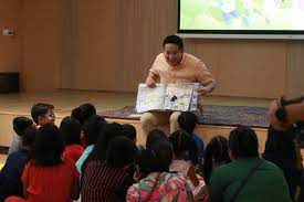 Since 1 october 2015, he has been parliamentary secretary of the ministry of home affairs. Formerly Incarcerated Mothers Thank Ex Mp Amrin Amin For Personally Helping Them The Independent Singapore News