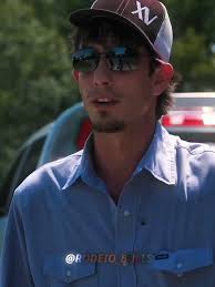 Jb Mauney Con El Toro Que Lo Jubilo Español