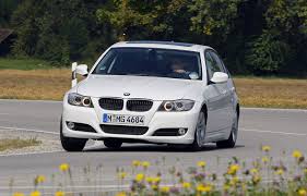 Tineti minte ce logan diesel au lansat in romania in 2005, nu? Bmw A Dezvaluit Un 320d Care Consuma Doar 4 1 Litri 100 Km Automarket