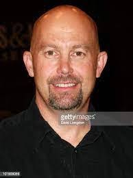 Lonnie Parham's Instagram, Twitter & Facebook