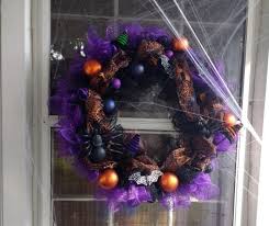 Deco mesh wreaths are particularly popular during the holidays, and so we've put together a list of diy deco mesh halloween projects you may want to tackle. Deco Mesh Halloween Wreath Tutorial Easy Diy Crafts