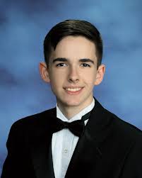 Two Dozen Islip Seniors Earn Spots in the Top 10%