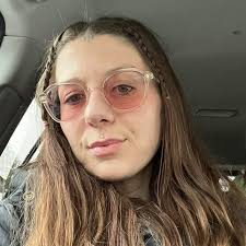 Our group name is G.L.O.W 💜