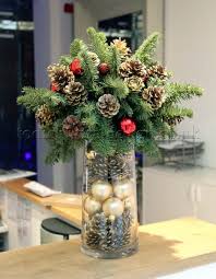 Indoor Christmas Decorations Christmas Table Centerpieces Christmas Centerpi In 2020 Christmas Flower Decorations Christmas Flowers Christmas Floral Arrangements