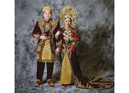 31 maret 2011 14:15 diperbarui: 10 Busana Pernikahan Tradisional Yang Akan Membuat Siapa Pun Jatuh Hati Priceprice Com