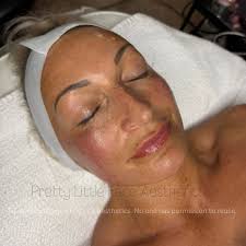 Pretty Little Face Aesthetics‎