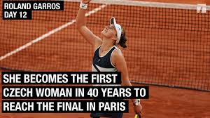 Il suo patrimonio netto si aggirerebbe attorno ai 195 milioni di dollari, di cui solamente 38 milioni di montepremi. Barbora Krejcikova Aims For Roland Garros Sweep With Good Friend Katerina Siniakova By Her Side