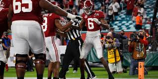 College football's national championship game is one of the most popular events in all of sports. Iethfrws Ikmim