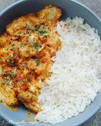 Curry De Poulet A La Tomate Des Recettes Simples La Cuisine De Sandy Poulet Tomate Recettes De Cuisine Cuisine