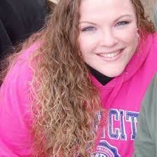 Nicole Steinhauer's Instagram, Twitter & Facebook