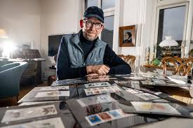 Det eneste job af sin slags: Han sørger for, at dronningen, kongen og  stjerner altid er på mærkerne