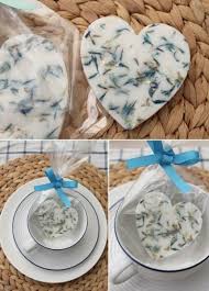Seife Selber Machen Einfaches Rezept Fur Duftende Sauberkeit Diy Hochzeitsgastgeschenke Gastgeschenke Hochzeit Selber Machen Seife Selber Machen