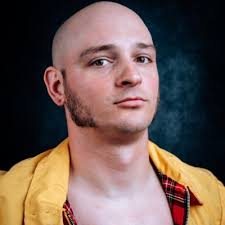 Scott Holladay (@_ScottHolladay)