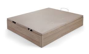 Un lit design 140 cm est pratiquement un lit tout terrain, puisque vous pouvez passer la nuit magnifiquement en ayant assez d'espace pour bien dormir et vous détendre. Lit Coffre Urban Chene L 140 X H 35 X P 190