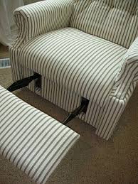 Lazy boy recliner chair covers: Do It Yourself Divas Diy Reupholster An Old La Z Boy Recliner Furniture Upholstery Reupholster Furniture Upholstered Furniture