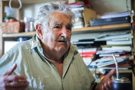 Despierta más elogios fuera de su país que dentro. A Retiro Julio Sanguinetti Y Jose Pepe Mujica Dos Vidas Contrapuestas Que Marcaron Uruguay