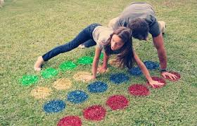 Revalorización de los juegos tradicionales en el patio (espacio recreativo). Divertidos Juegos Al Aire Libre Para Hacer Con Ninos Juegos