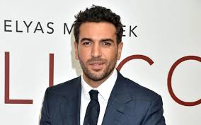 Avusturyalı bir anne ve tunuslu bir babanın oğlu olarak münih'te doğdu. Elyas M Barek Spricht Uber Der Fall Collini Im Massage Interview Bei Late Night Berlin