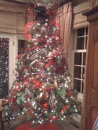 Pinning Because I Love The Black And White Gingham Check Ribbon With The Red Solid Or Plaid Ribbon On Christmas Tree Diy Christmas Tree Topper Christmas