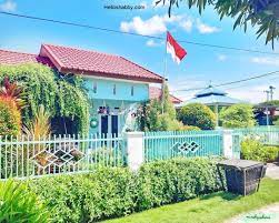 Kombinasi warna cat rumah yang paling tidak lekang oleh waktu adalah biru dan putih. 7 Inspirasi Warna Cat Pagar Rumah Minimalis Paling Diminati Helloshabby Com Interior And Exterior Solutions