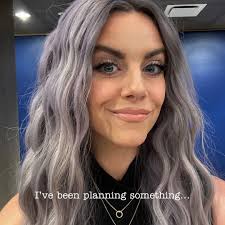 I wanted to do something special for my favs! I've got a couple of signed  LOVE MYSELF EP vinyls that I want to send to one of you!! Comment 💜 below  to