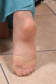 Piedi velati thena tavolino 02 60 (piedi-velati-thena-tavolino02-60.jpg)  Image - 74000258 - TurboImageHost.com