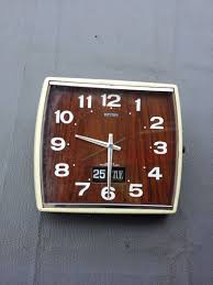 Dengan menggunakan objek retangle tool pada menu tool box. Jam Dinding Rhythm 4 Jewels Transistor Clock Jakarta Barat Jualo